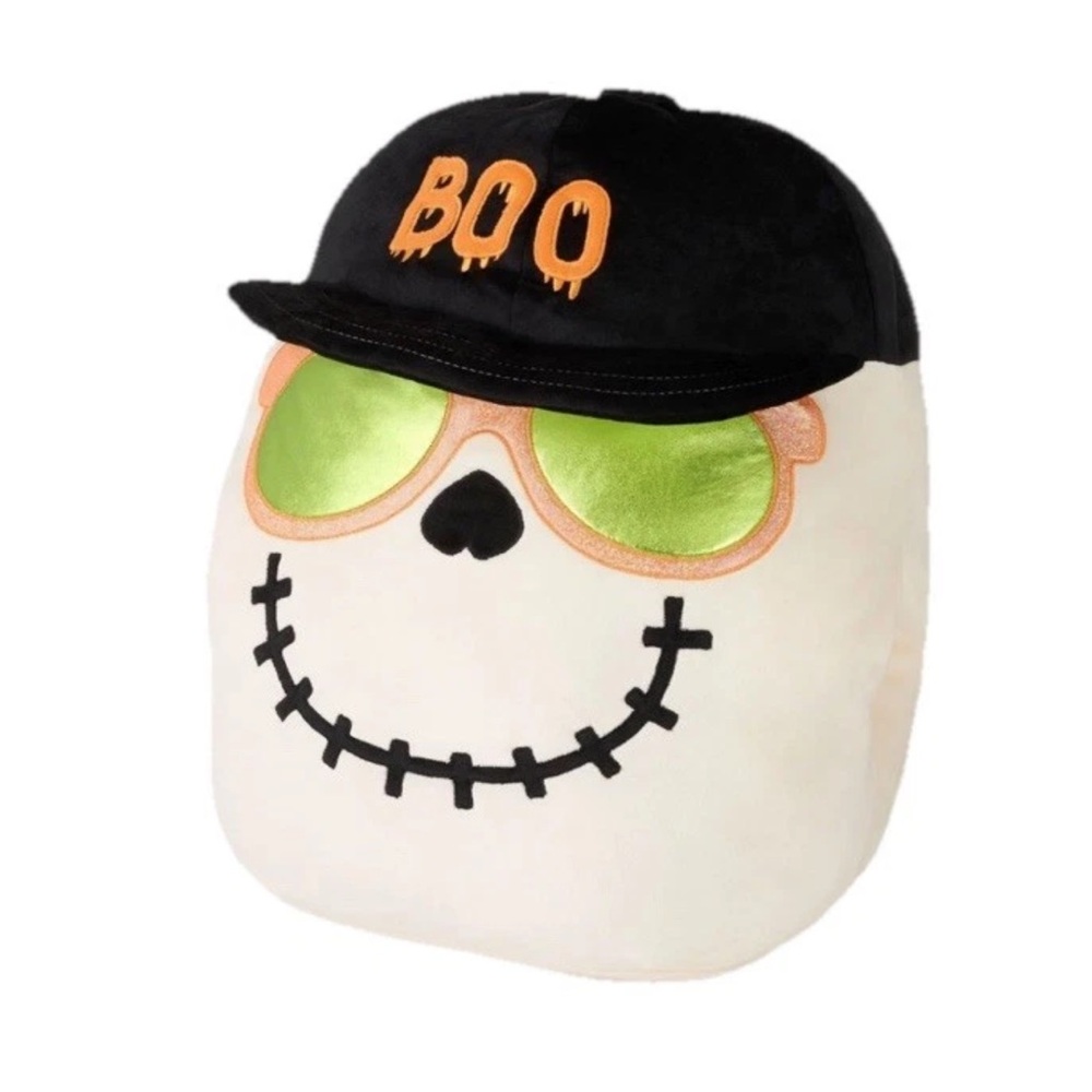 Members Mark Big Skeleton Cool Hip Hop White Plush with Pockets & Boo Cap